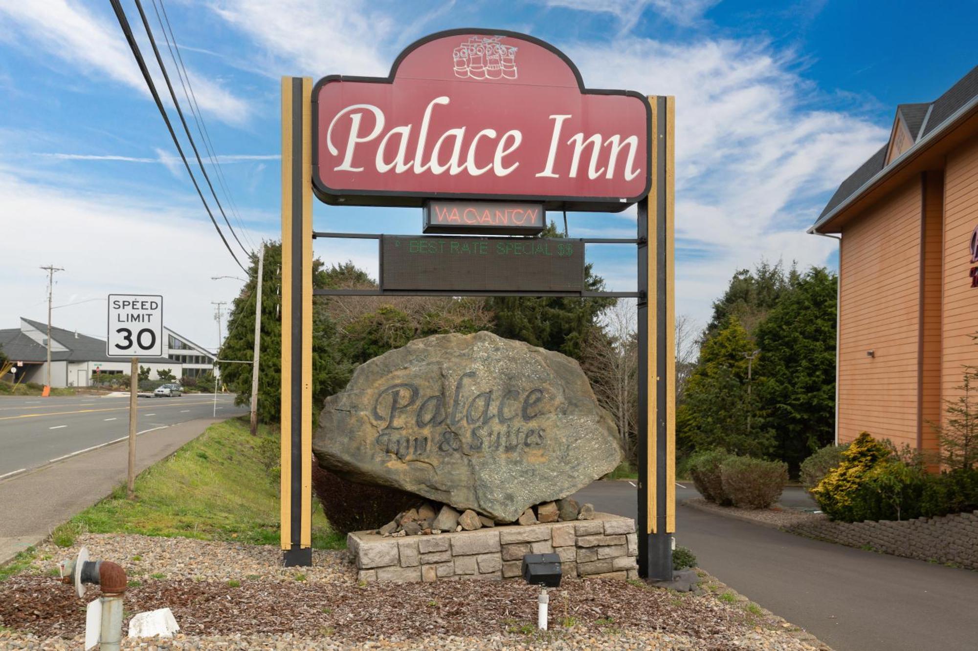 Palace Inn & Suites Lincoln City Esterno foto