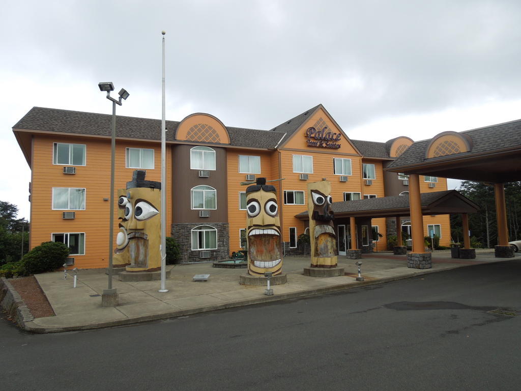 Palace Inn & Suites Lincoln City Esterno foto