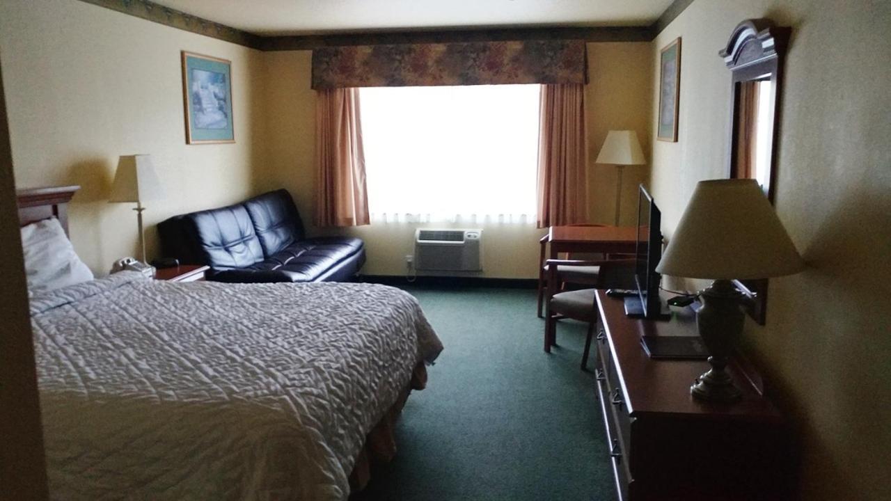 Palace Inn & Suites Lincoln City Esterno foto