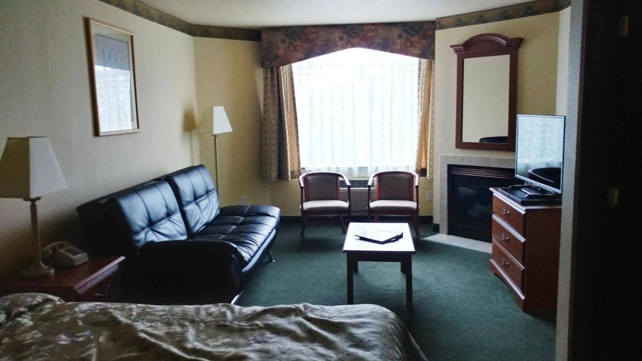 Palace Inn & Suites Lincoln City Esterno foto