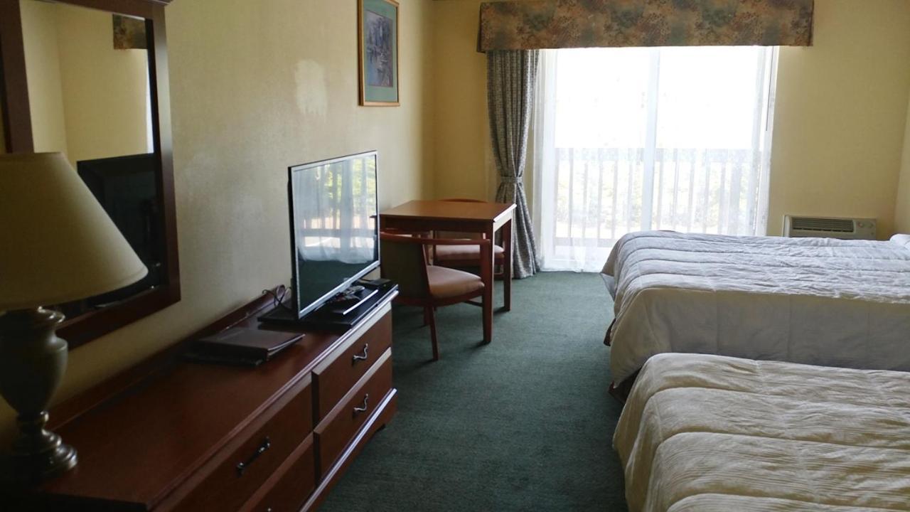 Palace Inn & Suites Lincoln City Esterno foto