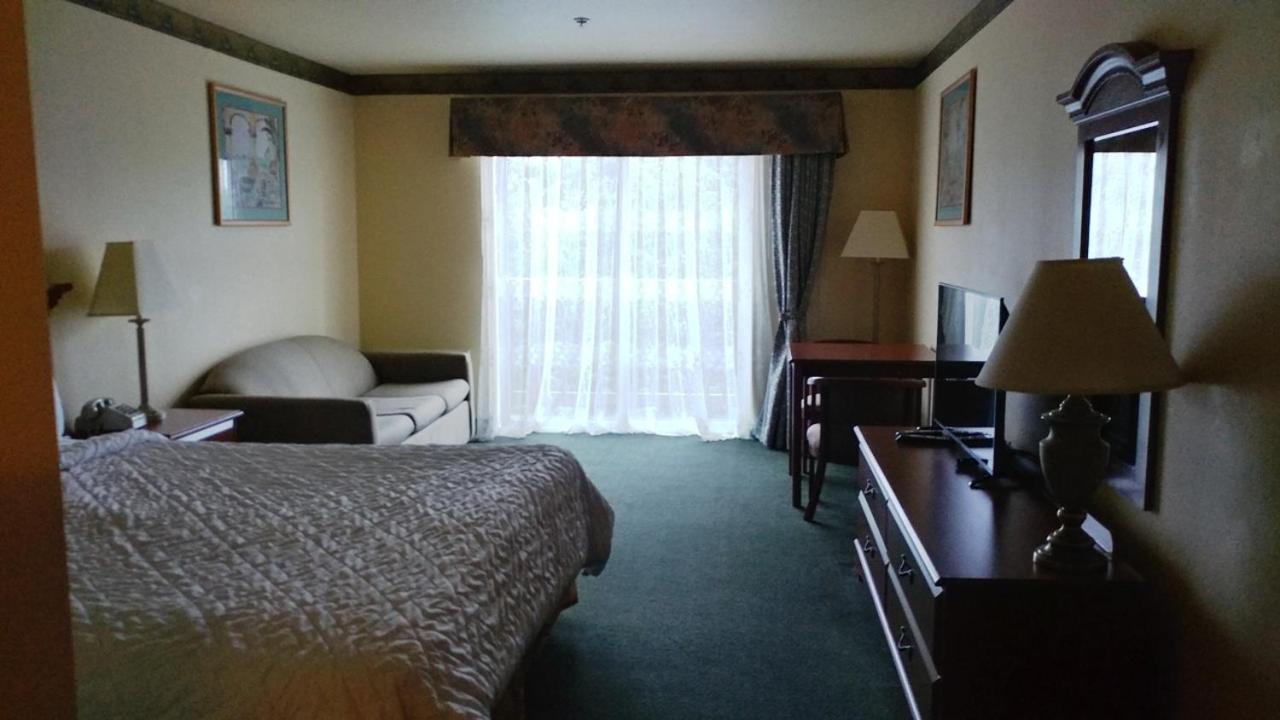 Palace Inn & Suites Lincoln City Esterno foto